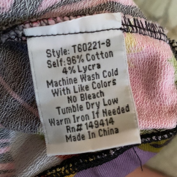 Johnny Was Bright Floral “Wild Legging” Size S - Unworn, NWT - Picture 6 of 7